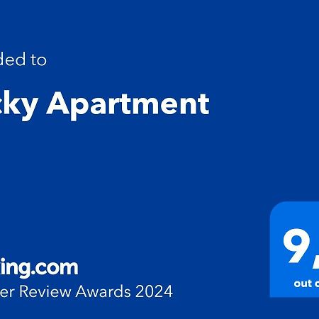 Lucky Apartment Golfo Aranci Exterior photo