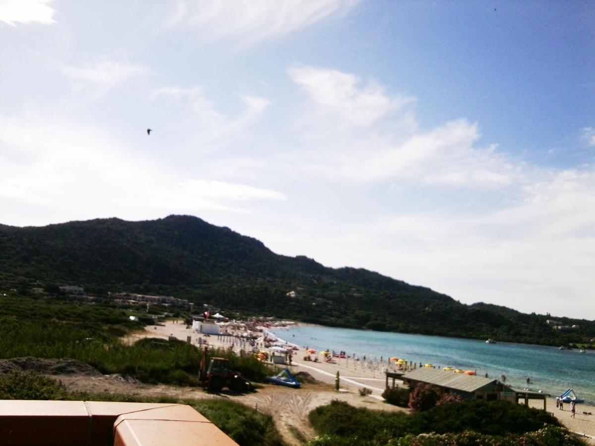 Lucky Apartment Golfo Aranci Exterior photo