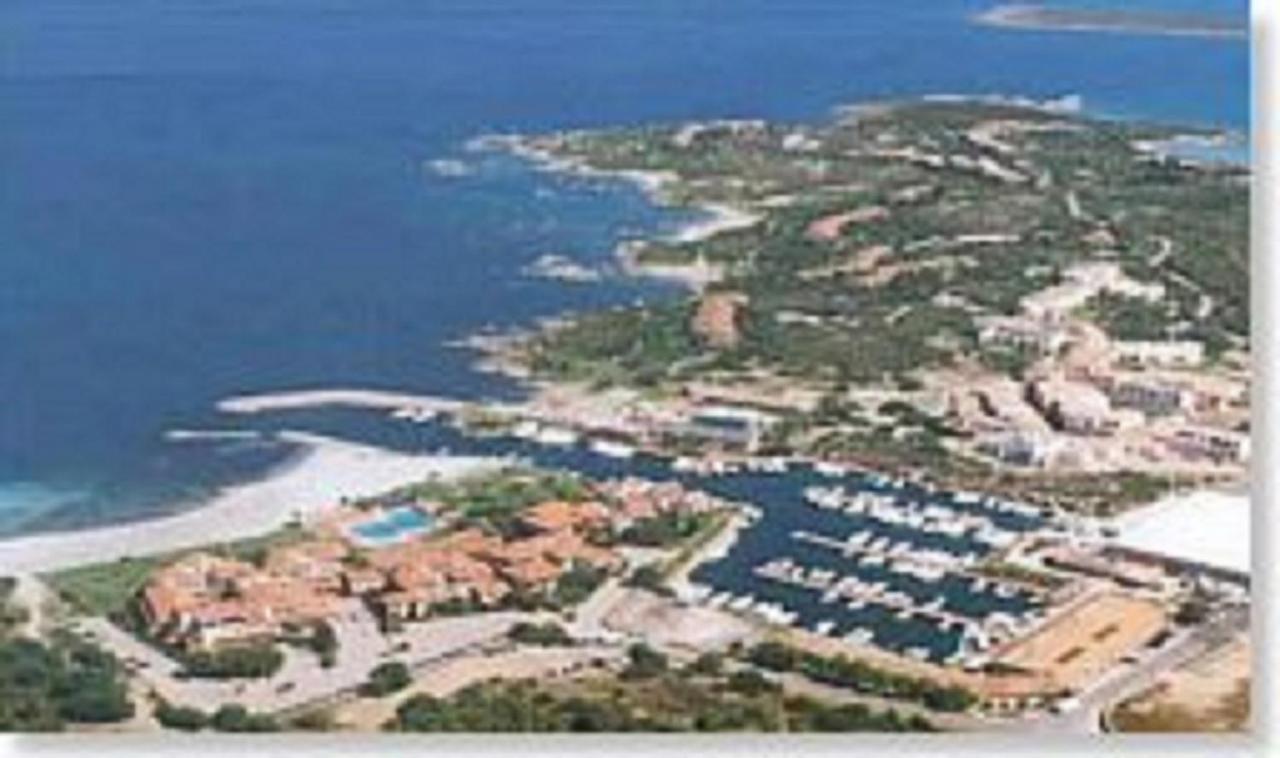 Lucky Apartment Golfo Aranci Exterior photo